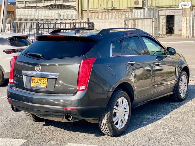 קאדילק SRX