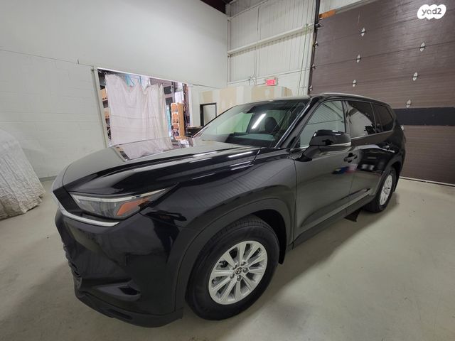 טויוטה גראנד היילנדר