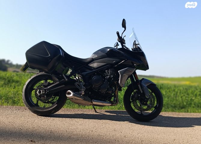 טריומף Tiger 660