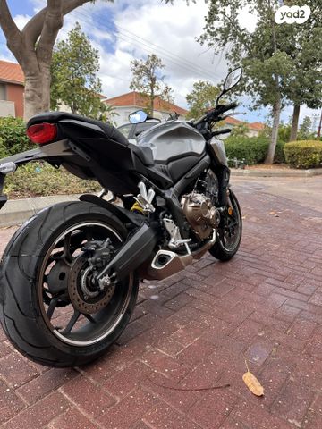 הונדה CB650R