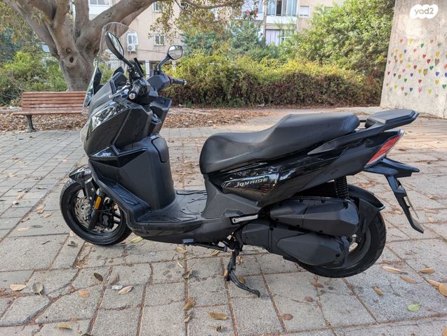 סאן יאנג ג'וירייד 300 16