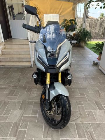 הונדה X-ADV750