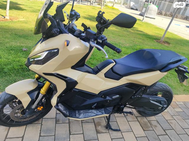 הונדה X-ADV750