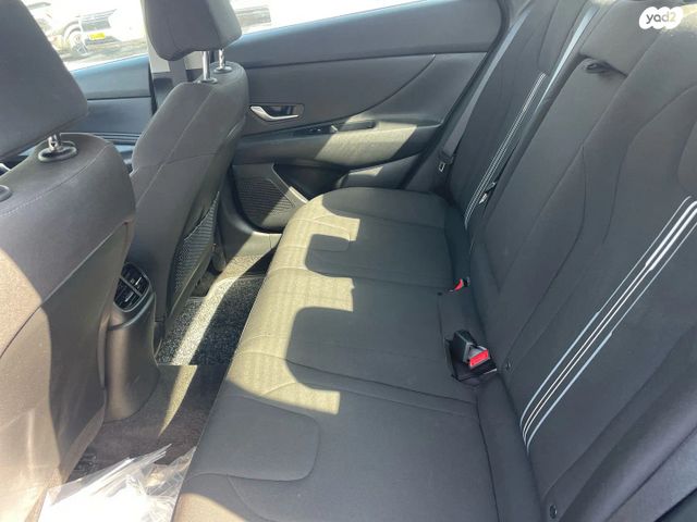 יונדאי אלנטרה