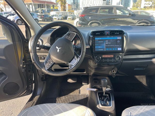 מיצובישי ספייס סטאר