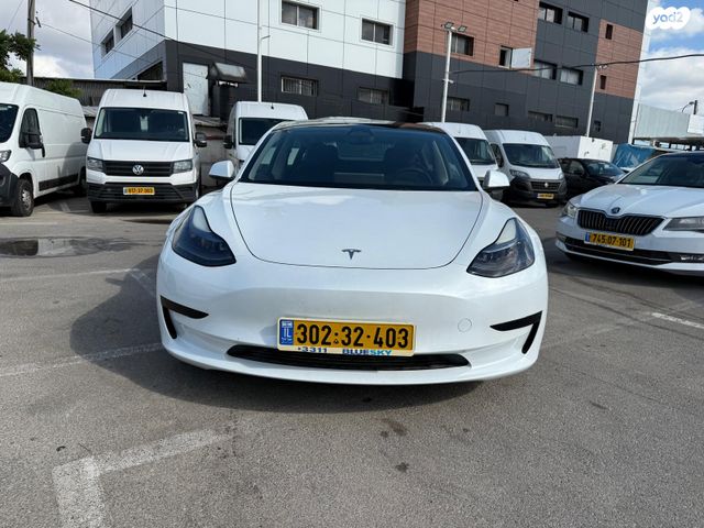 מודעת רכב טסלה מודל 3