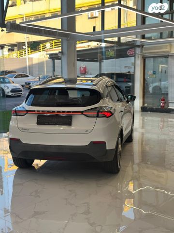 מודעת רכב ג׳ילי Geometry C 1