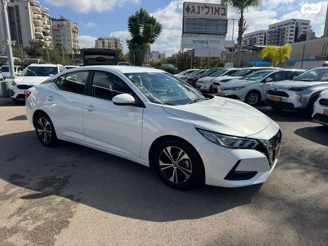 ניסאן סנטרה