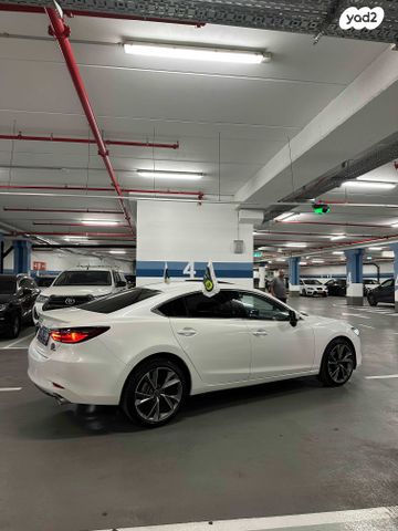 מודעת רכב מאזדה 6