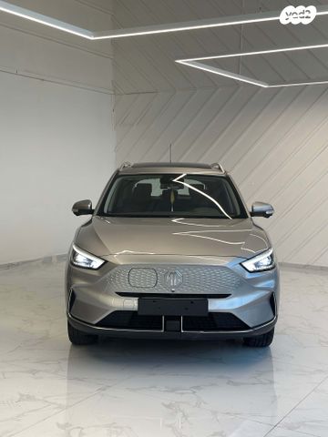 מודעת רכב אם ג'י ZS