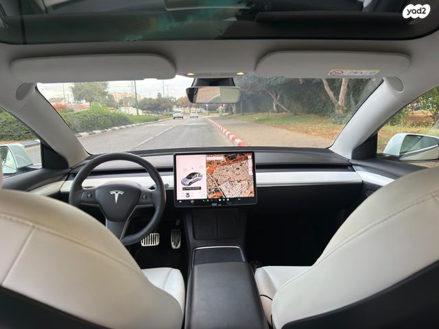 טסלה מודל 3