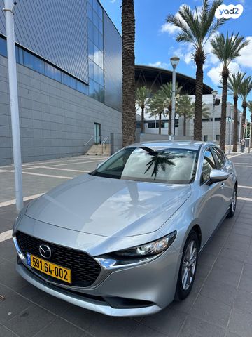 מודעת רכב מאזדה 3