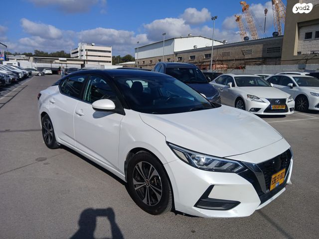 ניסאן סנטרה