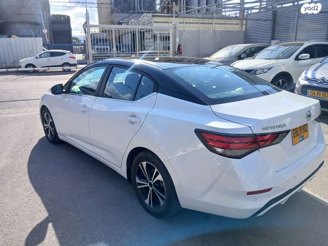 ניסאן סנטרה