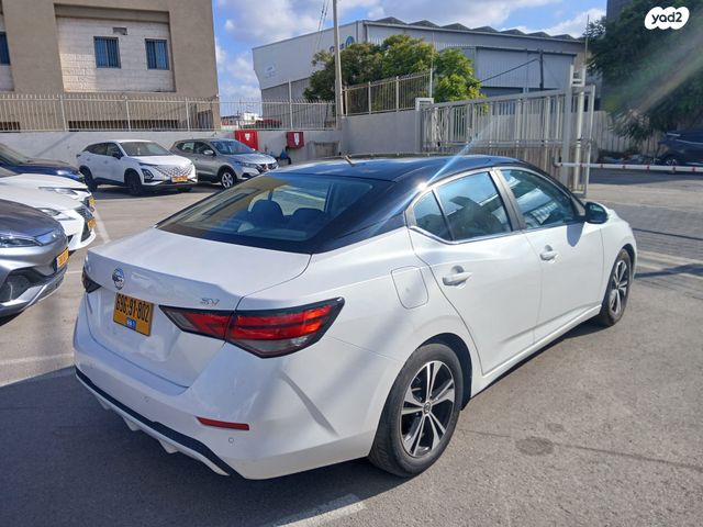 ניסאן סנטרה