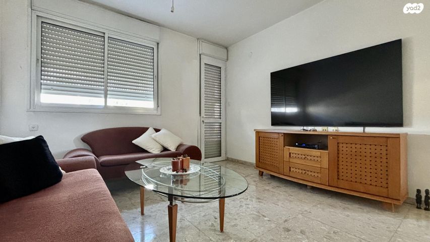 דרך זאב ז'בוטינסקי 117