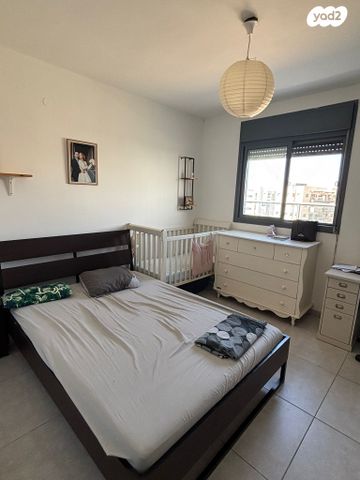 גג/ פנטהאוז, טופז 21, אבני חן, חריש