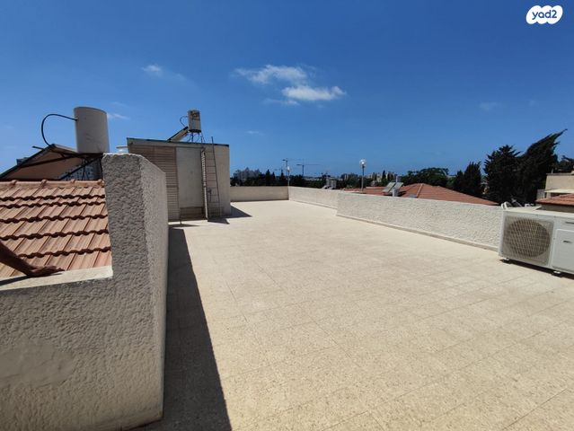 דירה, השלושה 5, עמידר, בת ים