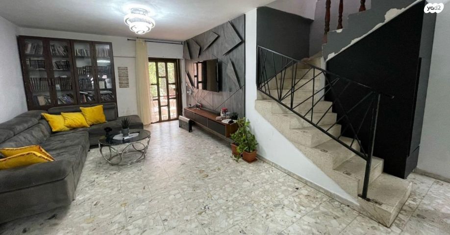 דופלקס, מעלה קק"ל 15, מורדות טבריה, טבריה