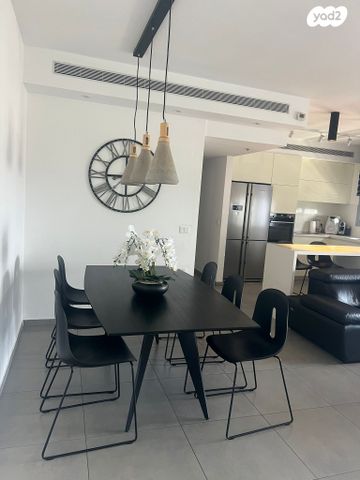 דירה, הברוש 3, פארק המושבה, באר יעקב