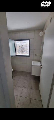 דירה, הרב יצחק ידידיה פרנקל 21, פלורנטין, תל אביב יפו