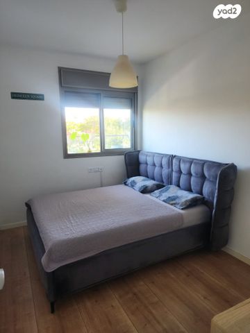 דירה, אפרים קישון 18, חתני פרס ישראל, באר יעקב