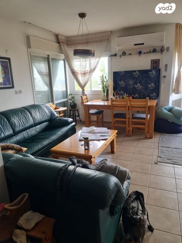 בית פרטי/ קוטג', ערוגות 18, אלון, כפר ורדים