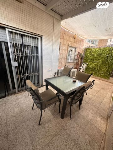 דירת גן, החליל 16, נאות אשלים, ראשון לציון