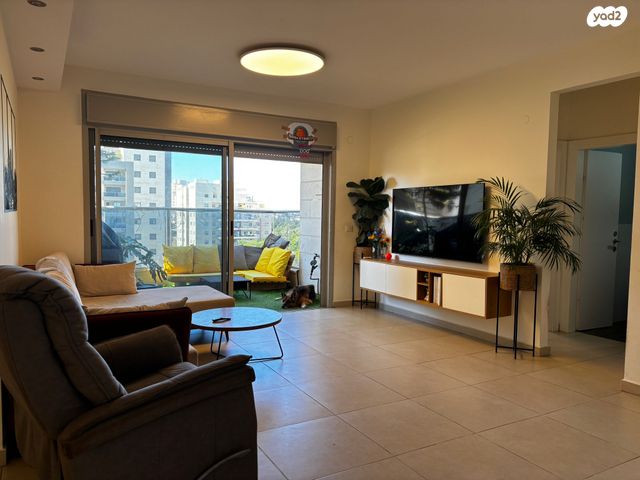 פרופ' אפרים קציר 23