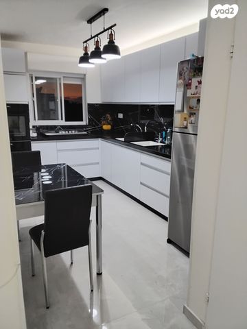 שדרות מלכי ישראל 94