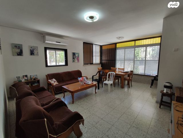 דירה, השלושה 5, עמידר, בת ים