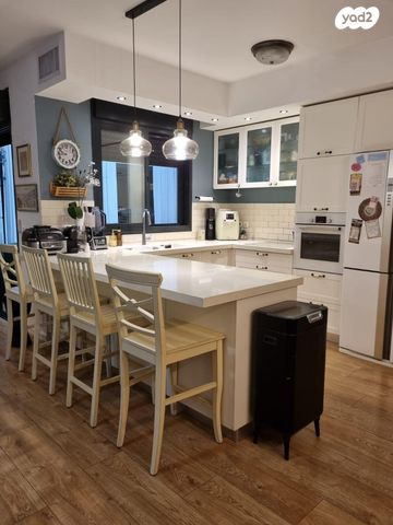 דירה, יונתן רטוש 3, פסגות אפק, ראש העין