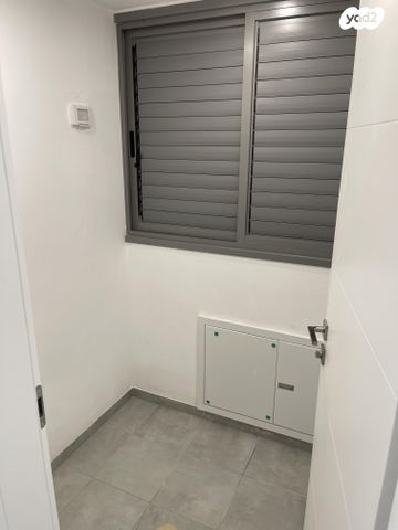 דירה, צאלון 18, אבן גבירול, רחובות