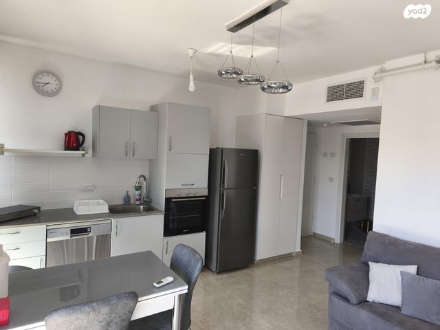 דירה, אחד העם 8, הרצליה, חיפה