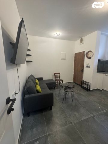 דירת גן, בן יהודה 4, הרצליה, חיפה