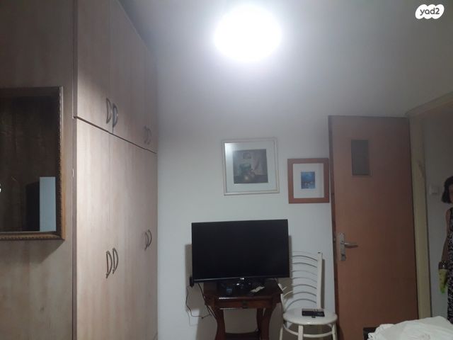 ישראל בן ציון 11