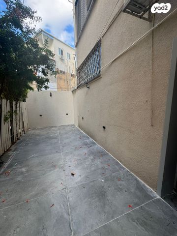 דירת גן, בן יהודה 4, הרצליה, חיפה