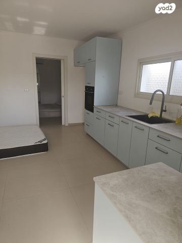 דירה, דקר 23, שבזי, ראש העין