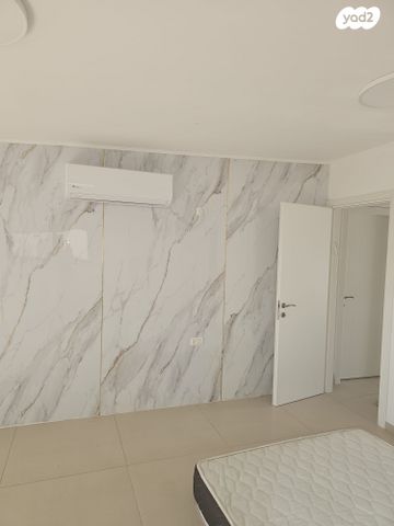 דירה, דקר 23, שבזי, ראש העין