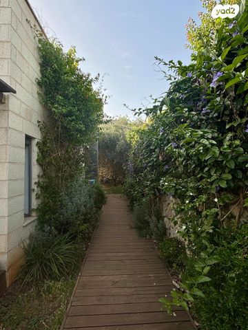 בית פרטי/ קוטג', האופק 14, ריחן, ריחן