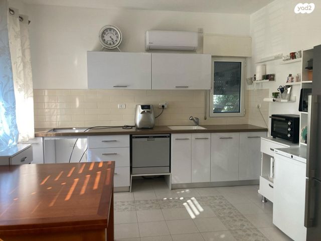 משה סורוקה 15