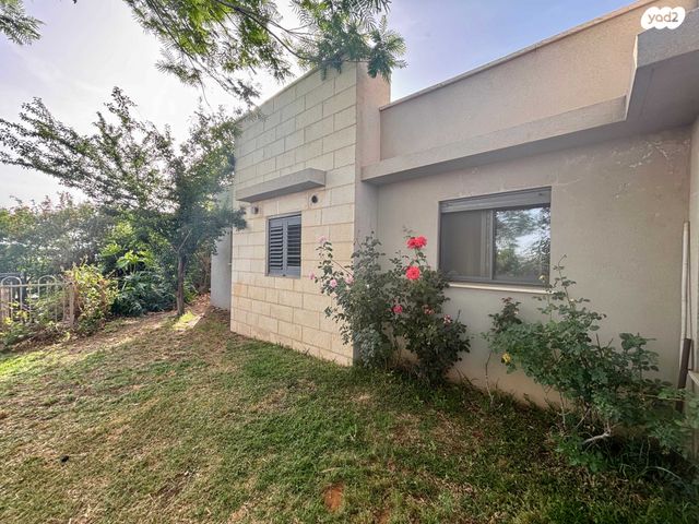 בית פרטי/ קוטג', האופק 14, ריחן, ריחן