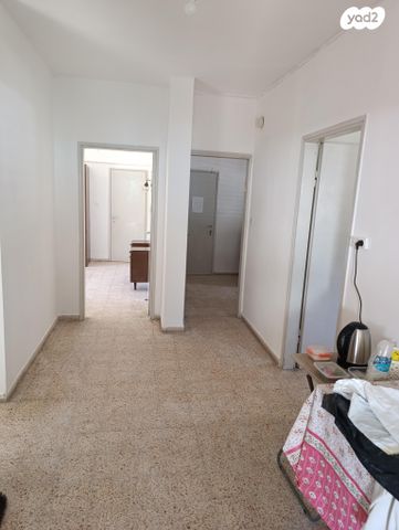 חיים סירני 34