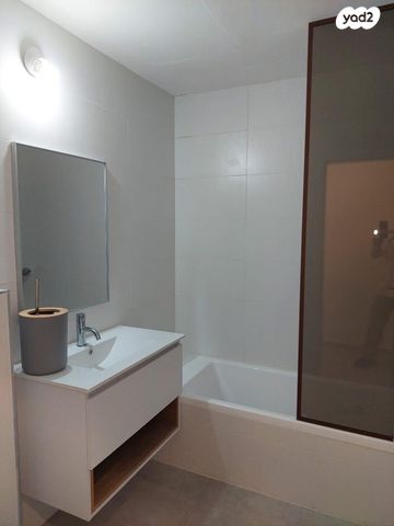 דירת גן, שדרות בן צבי 27, נחלאות, שערי חסד, ירושלים