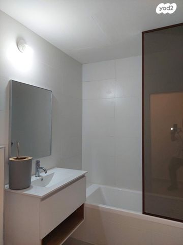 דירת גן, שדרות בן צבי 27, נחלאות, שערי חסד, ירושלים