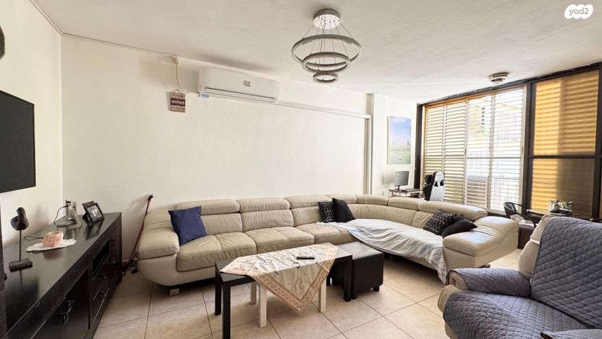 אברהם גולדברג 7