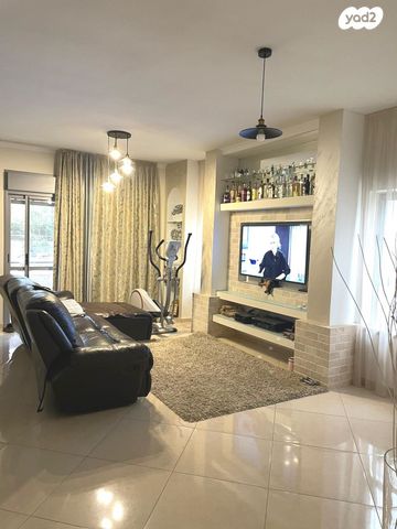 בית פרטי/ קוטג', גבים, ערד