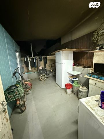 דו משפחתי, אופקים