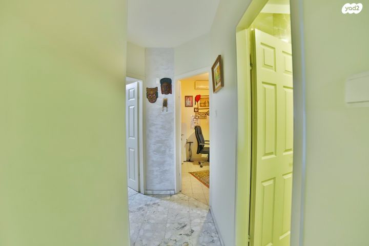 גג/ פנטהאוז, יהושע רבינוביץ, בן גוריון, חולון