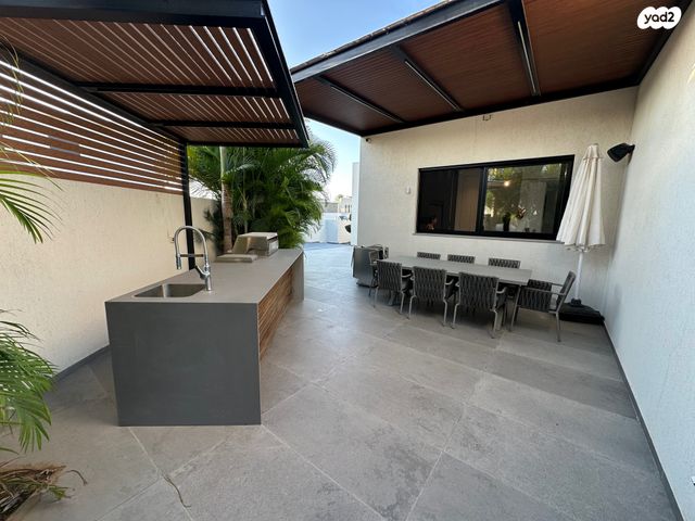 בית פרטי/ קוטג', שאר העיר, רחובות